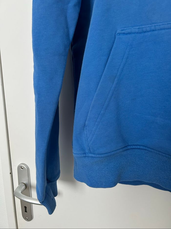 Sweat bleu molletonné à capuche logo or Adidas S - photo numéro 2