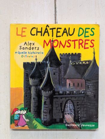 Livre Le château des monstres