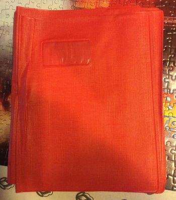 protege cahier rouge