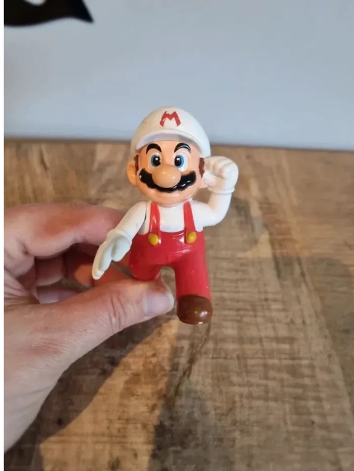 Figurine mario nintendo mac do