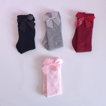 Lot de 4 paires de chausettes haute a noeud taille 3-8ans
