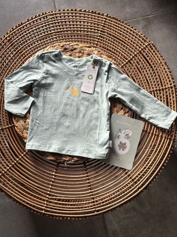 T-shirt noppies 6-9 mois neuf avec étiquette 