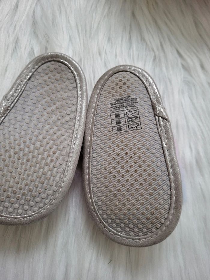 Claquettes 12-18mois primark - photo numéro 4