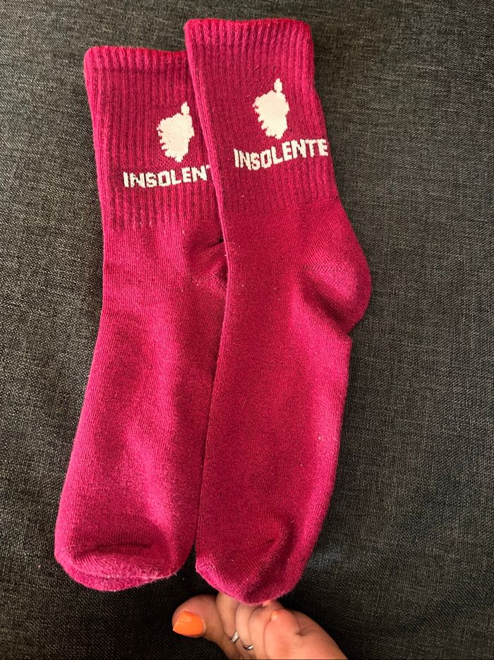 Chaussettes bordeaux “INSOLENTES” – Taille 35/38 - photo numéro 2