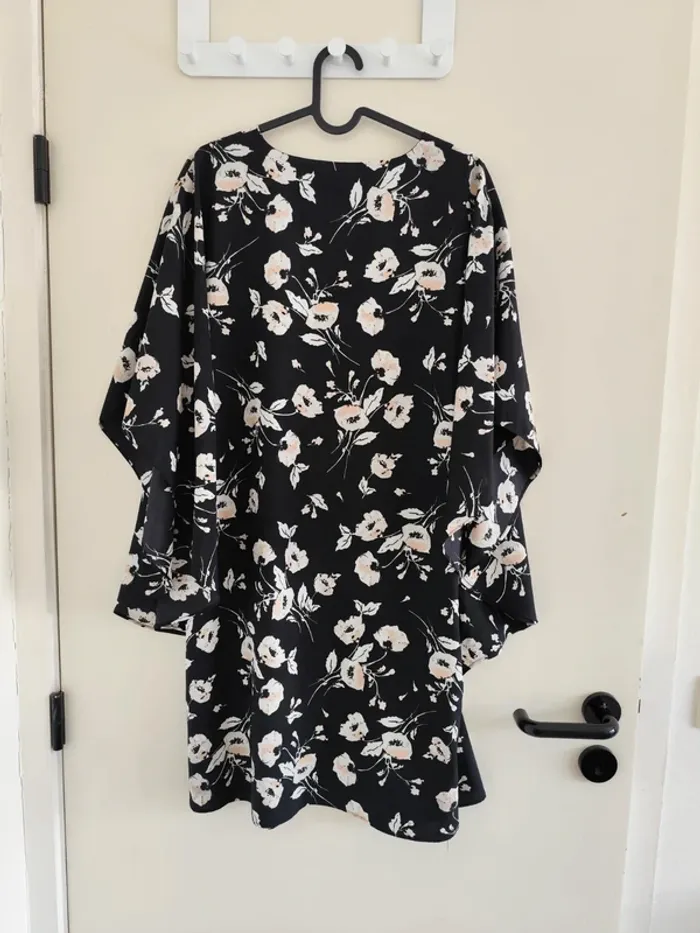 Superbe robe d'été évasée Ralph Lauren noire motifs fleuris S/M - photo numéro 9