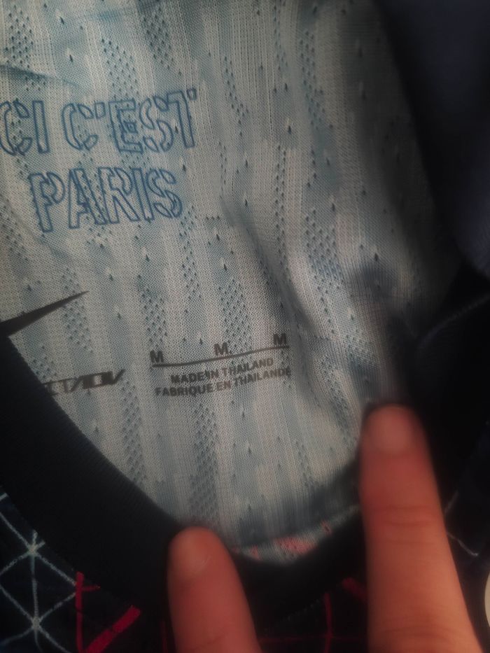 Maillot PSG 25/26 - photo numéro 2