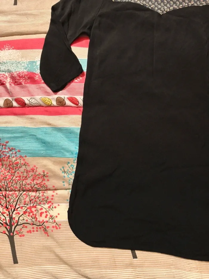 Robe Sandro T 2 ou 38 - photo numéro 2