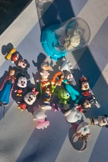 Lot personnage disney