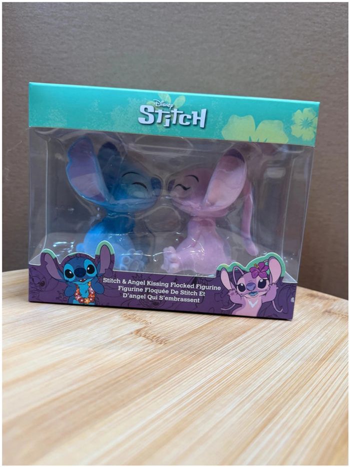 Figurines Floquées Bisous Stitch et Angel – Disney Grand Jester Officielles - photo numéro 3