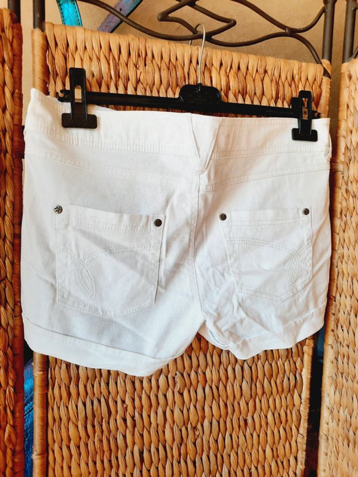 Short Mim blanc 38 - photo numéro 4