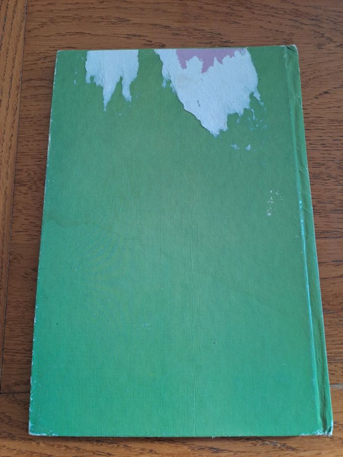 Livre  les aristochats l'affaire du collier - photo numéro 2