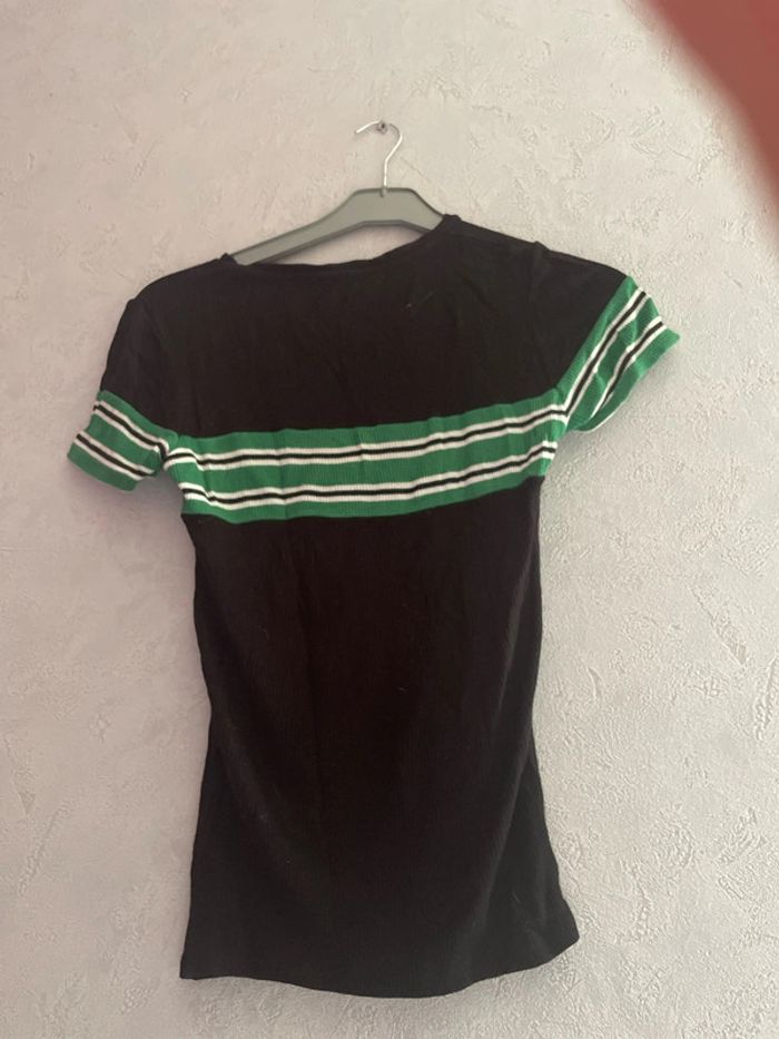 Tee shirt stradivarius - photo numéro 3