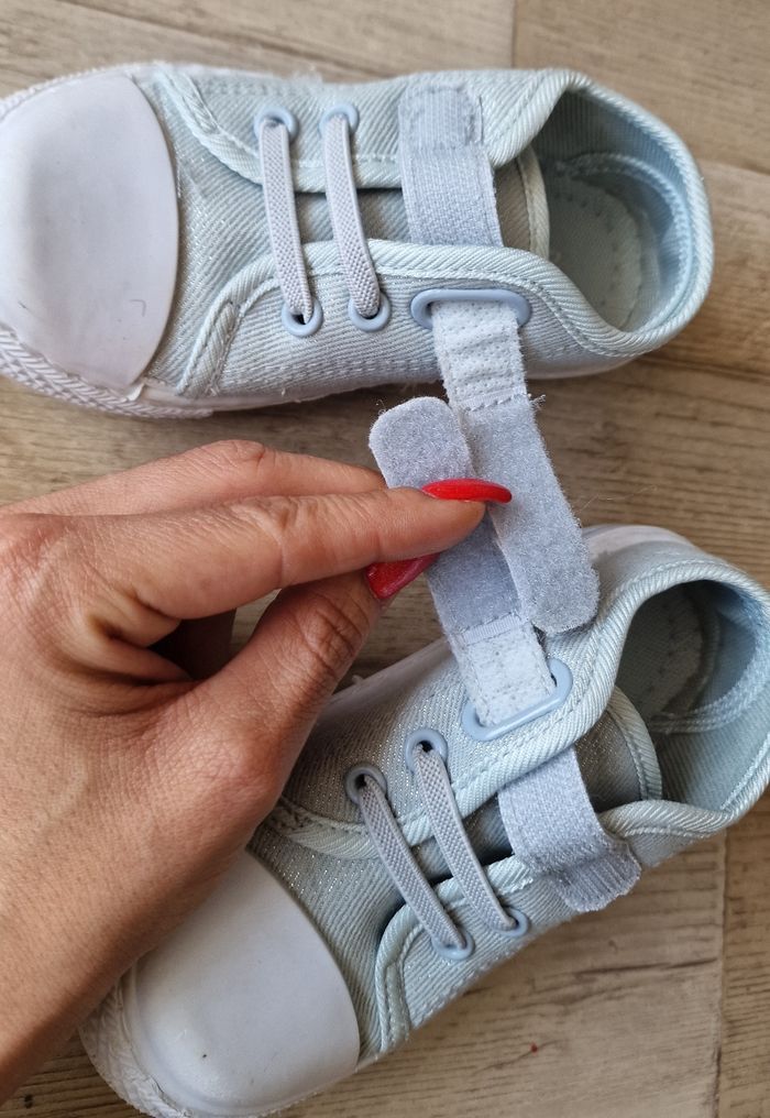 Baskets Disney Stitch – pointure 26 - photo numéro 7