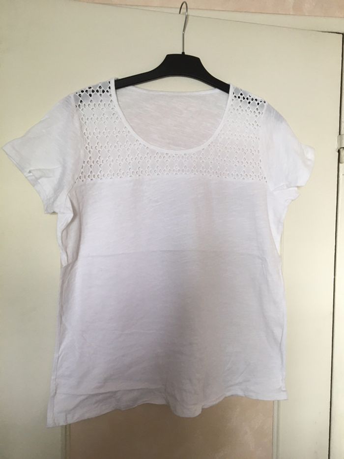Tshirt blanc taille 46