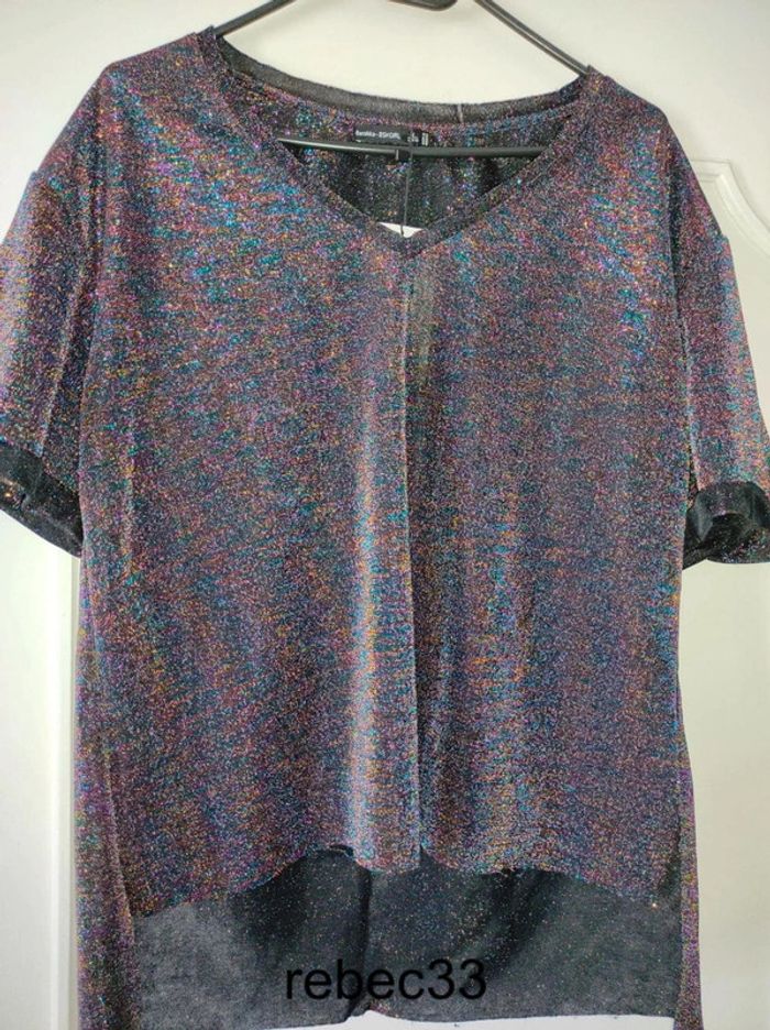 Haut Blouse Tshirt brillant Bershka - photo numéro 2