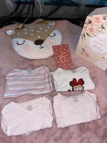 Lot de 4 body ML 6 mois