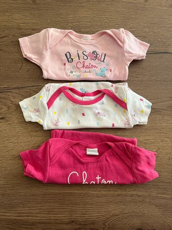 Lot de 3 bodies - 6 mois