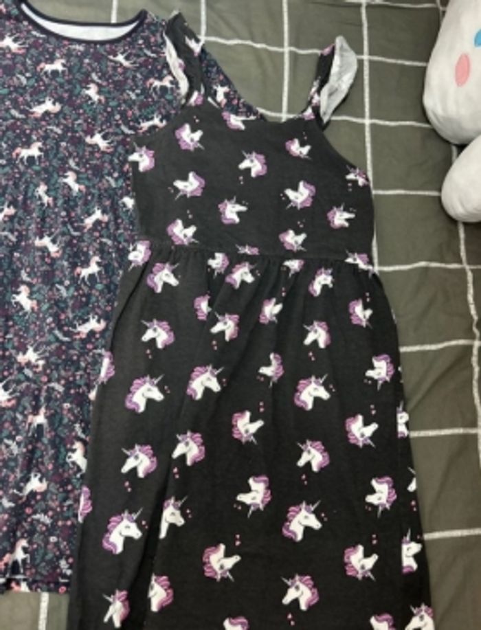 Lot robes licorne - photo numéro 2