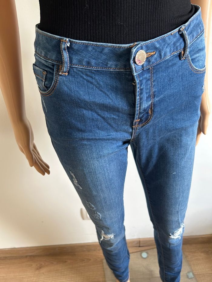 Jean bleu marine Morgan taille 40 jamais porté - photo numéro 4