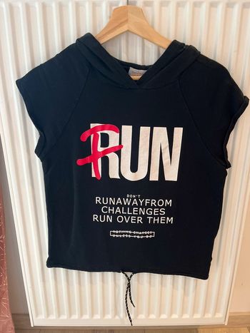 T-shirt à capuche