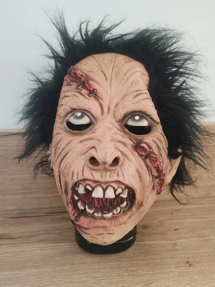 Masque d'Halloween Effrayant - Visage de Monstre