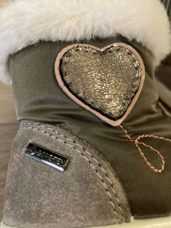 Bottes fille taille 21 - photo numéro 4