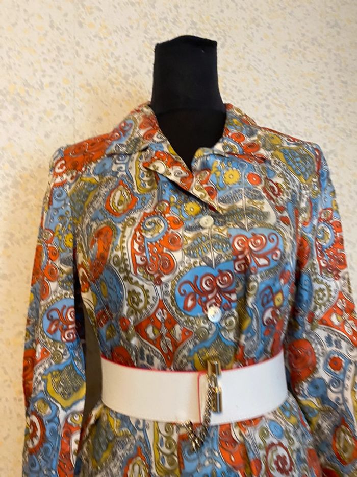 Robe chemise vintage motif stylisé 40 - photo numéro 4