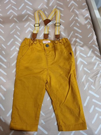 Pantalon a bretelles