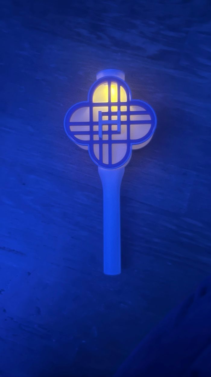 Bâton lumineux kpop démon Hunter huntrix - photo numéro 4