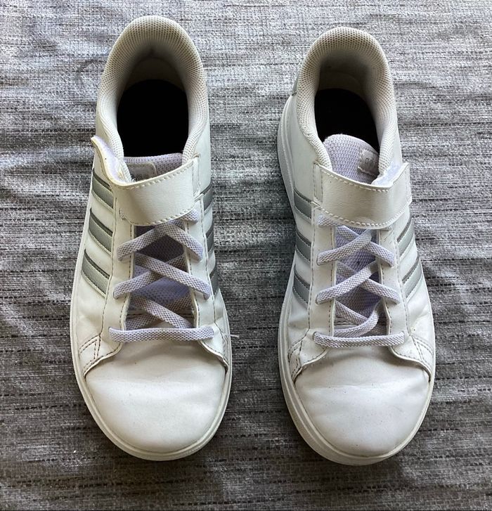Baskets blanches Adidas 35