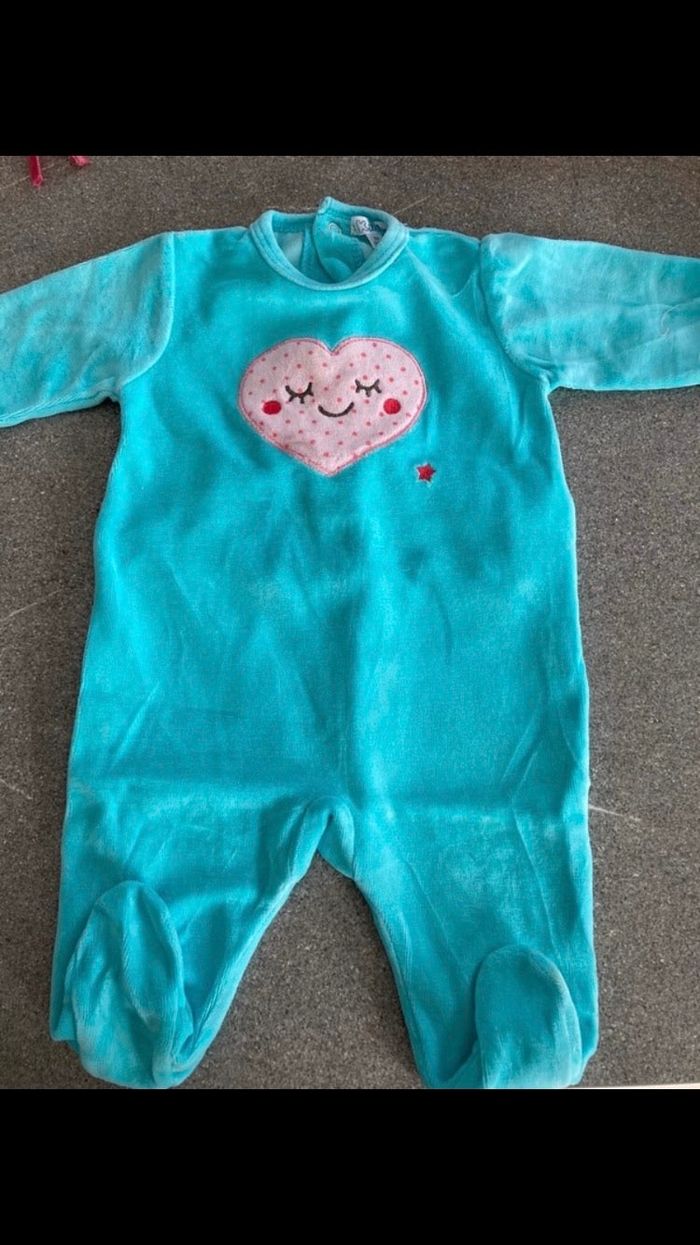 Lot de 4 pyjamas - photo numéro 2