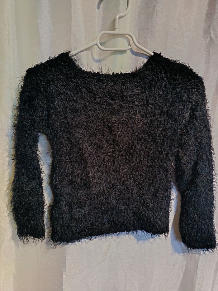 pull noir de La Halle 10 ans réf 81 D19 - photo numéro 2