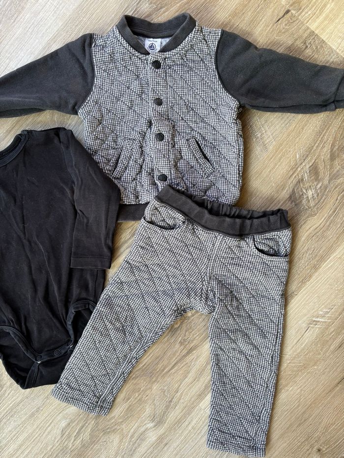Ensemble veste + pantalon +body garçon taille 12 mois - photo numéro 2
