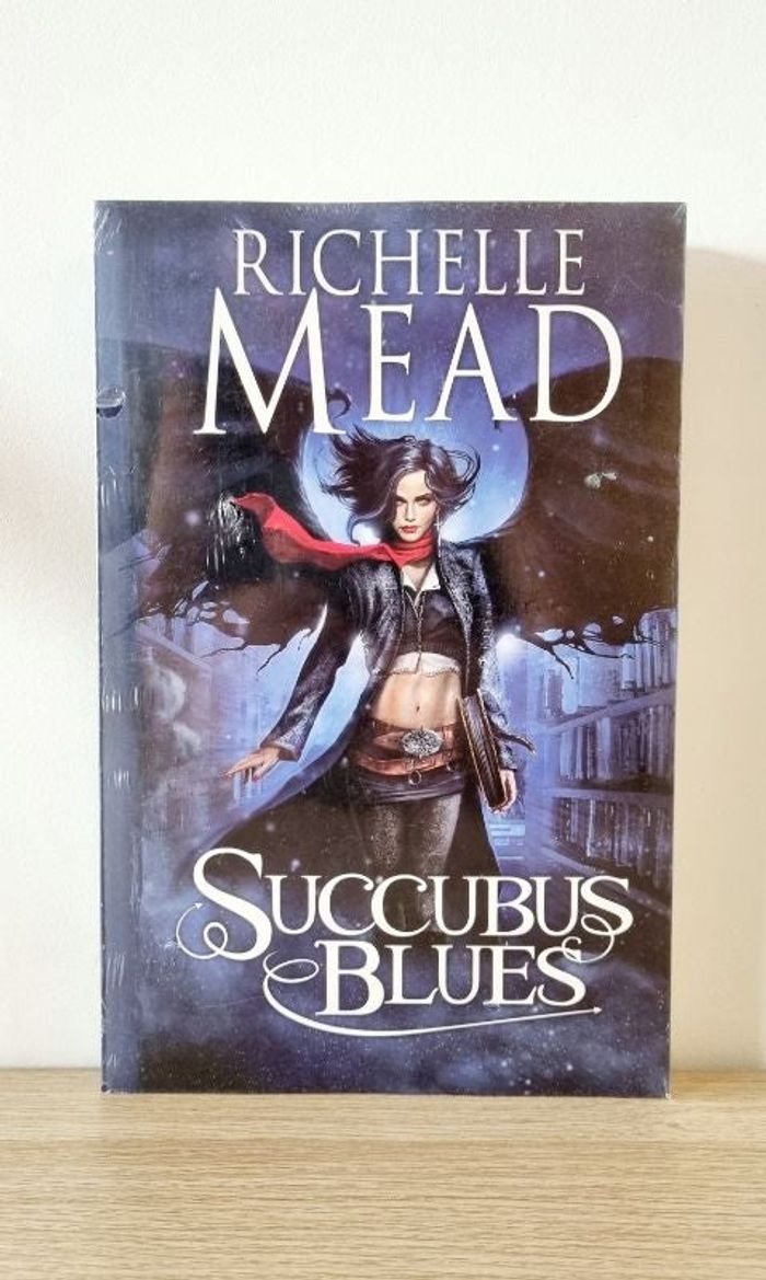 Succubus Blues - Richelle Mead