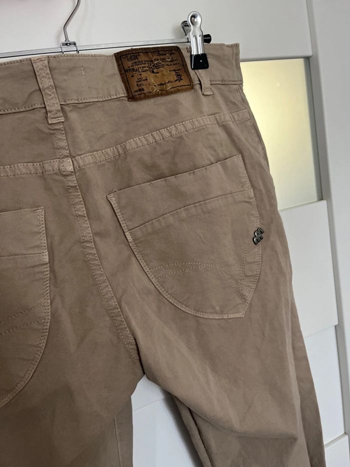 Jean 42 - photo numéro 3