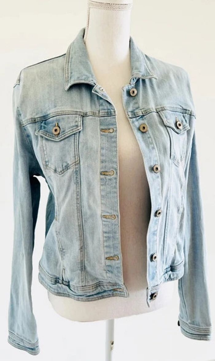 Veste en jean Bershka - photo numéro 4