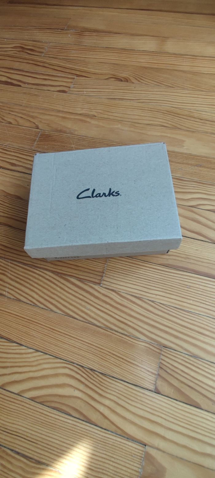 Chaussures bébé clarks taille 18 - photo numéro 6