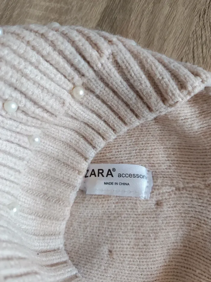 Bonnet beige rosé à perles avec pompon Zara fille 2-3 ans - photo numéro 3