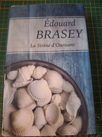 Livre "la sirène d'ouessant" en très bon état