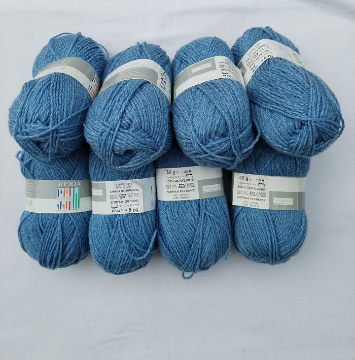 Lot de 8 pelotes de Laine