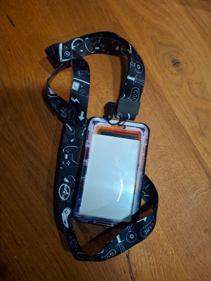 Porte carte bus ou cantine motif gameboy enfant fourniture scolaire - photo numéro 3