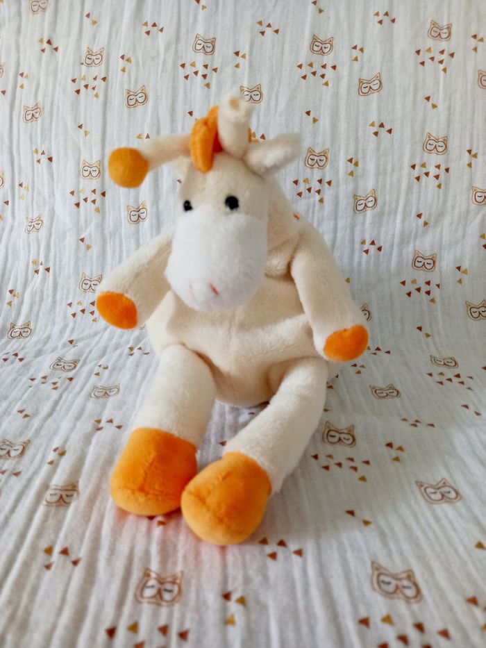 Doudou peluche girafe Egmont Toys