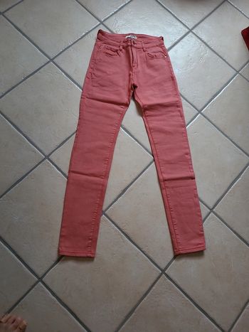 Pantalon neuf sans étiquette