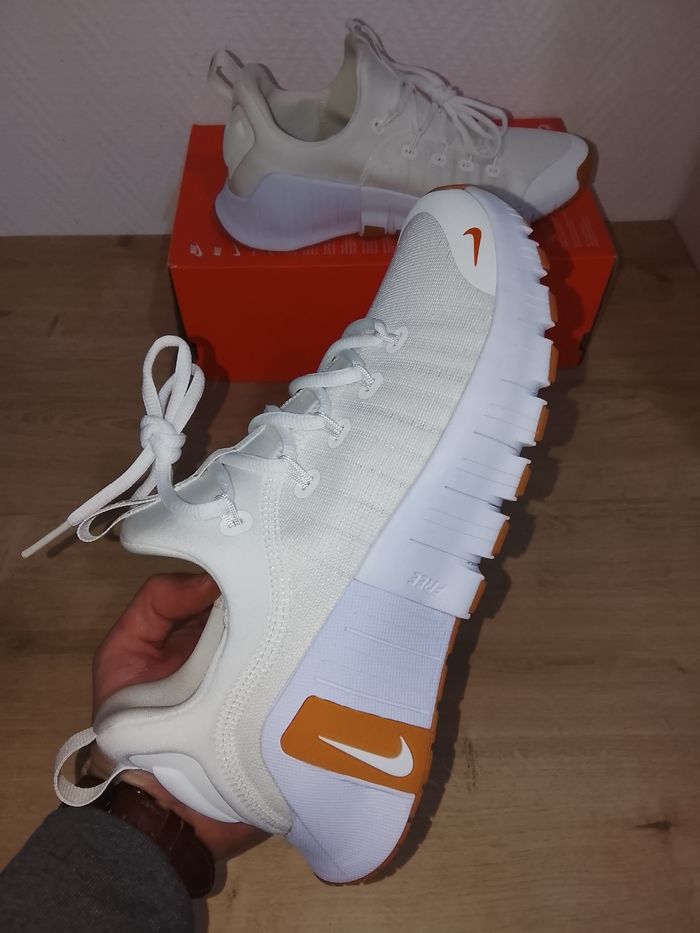 Nike free Metcon 6 taille 40 - photo numéro 2