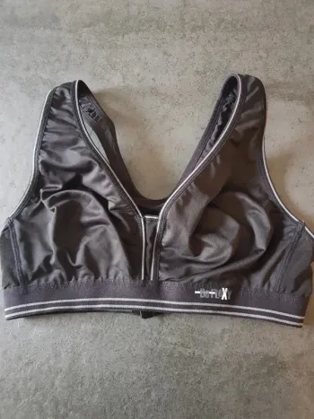 Brassière noir 90B