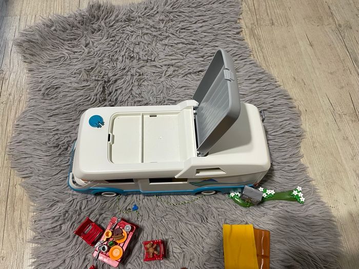Camping car et famille playmobil - photo numéro 10