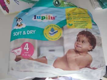 Couches Lupilou taille 4 - jusqu'à 14. Kglu