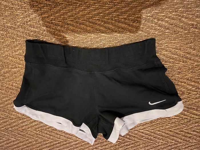 Short fille Nike 8 ans