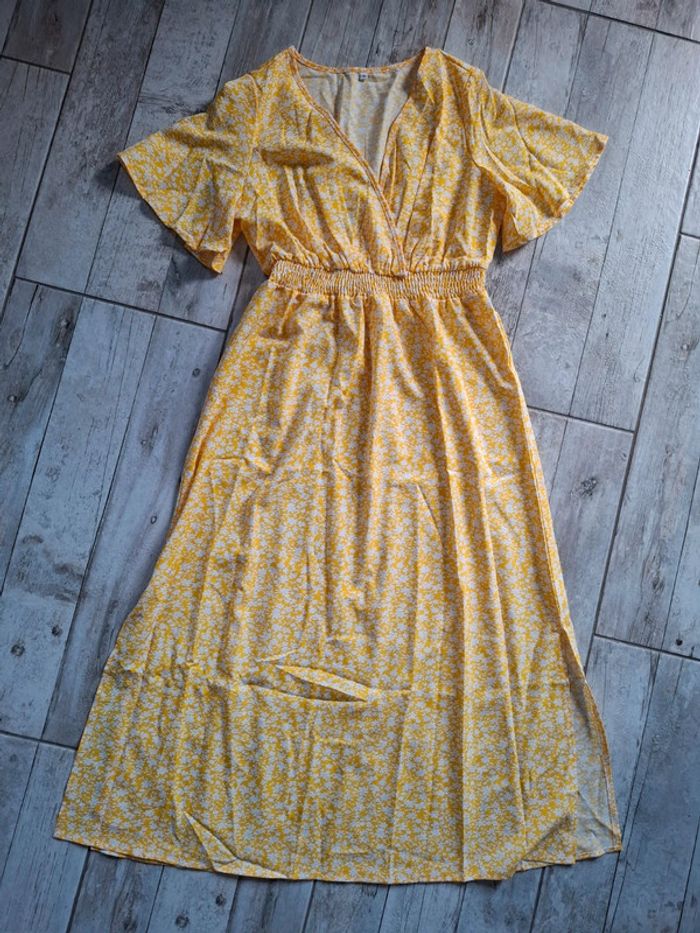 Robe jaune