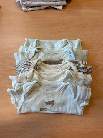 Lot de 5 bodies mixte